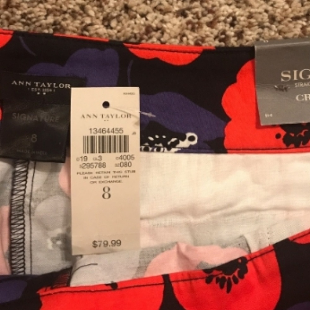 Ann Taylor Signature capris - Picture 7 of 7